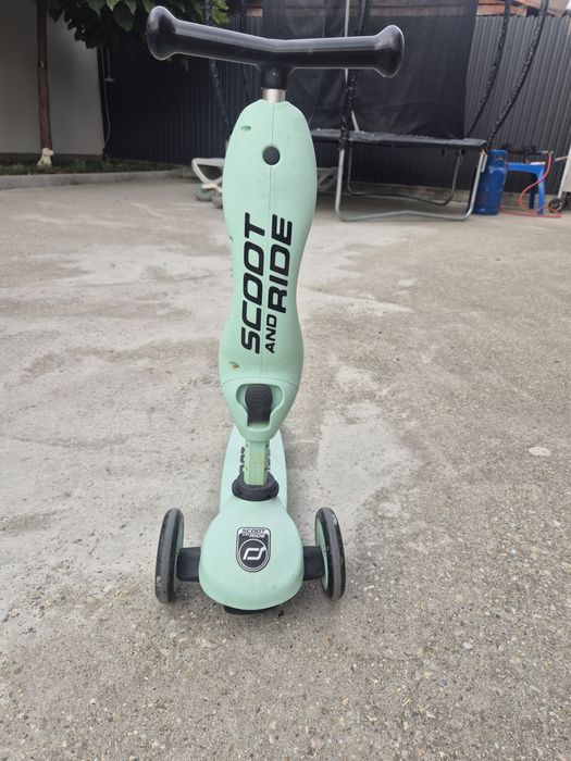 Trotineta Scoot and Ride