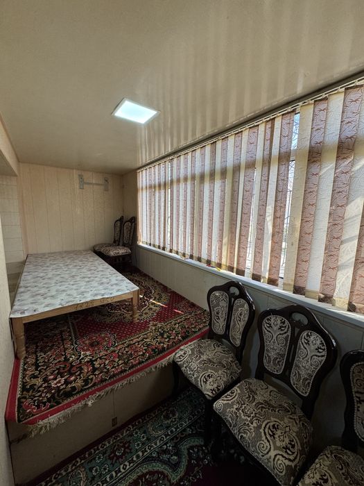 Срочно 1х 2,6 балкон Октяабирь сдаётся вдоль дароги