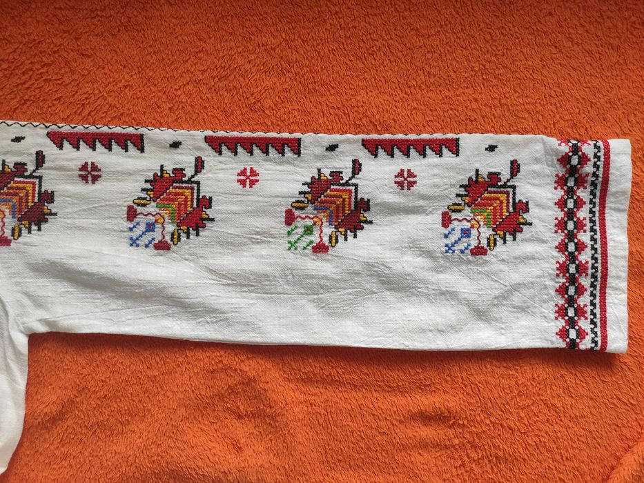 Дамска риза с шевици (S размер)