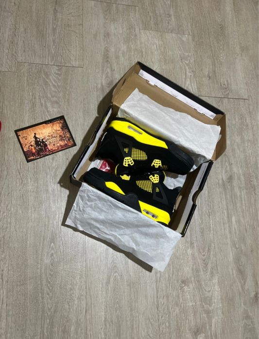 Air Jordan 4 Yellow Thunder !!!