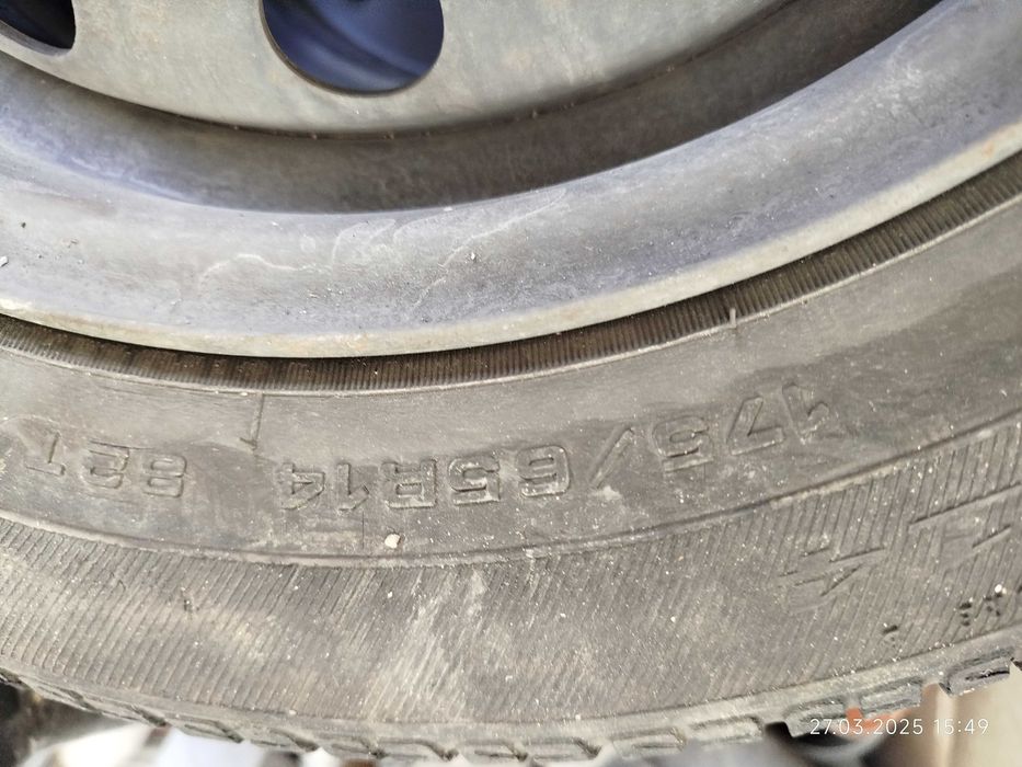 4 броя летни гуми с джанти за  Пежо 206