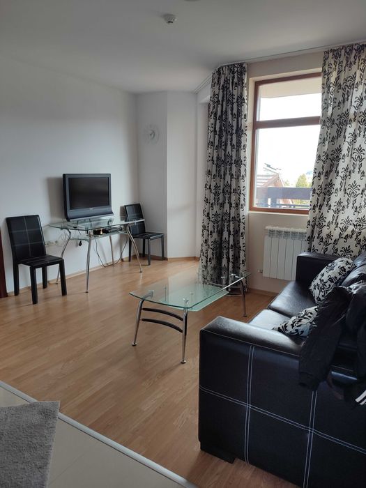 Дава се под наем Двустаен апартамент в Банско - 48 кв.м за 306 € - Снимка #2