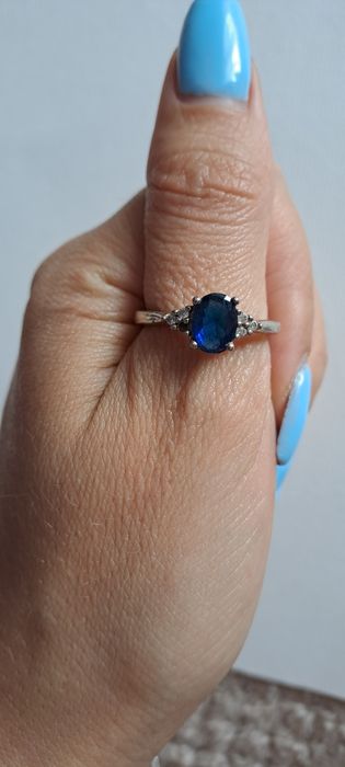 Продавам сребърен синджир и пръстен