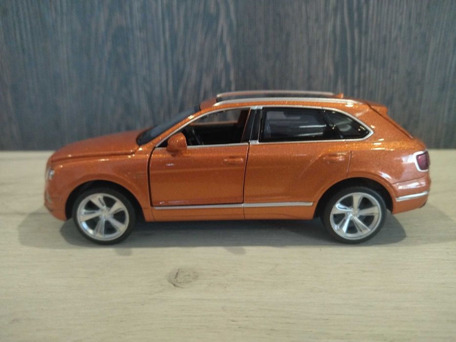 Метална количка Bentley Bentayga !!!