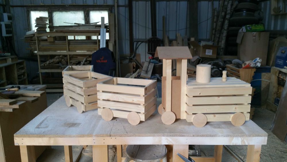 Trenulet decorativ pentru gradina