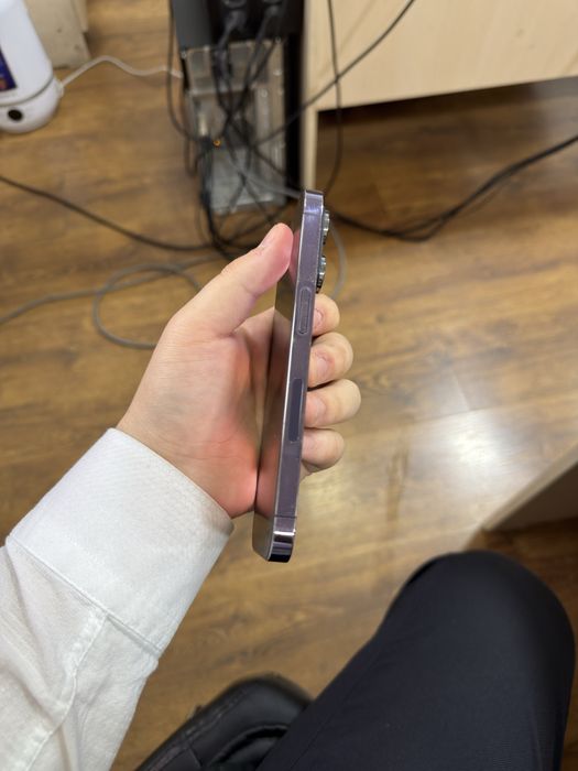 iPhone 14 Pro 1tb duall LL/A ekran dogi bor