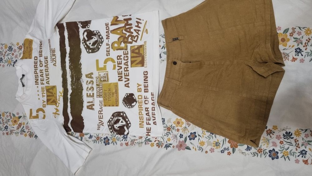 Сет Алеса тениска и панталонки