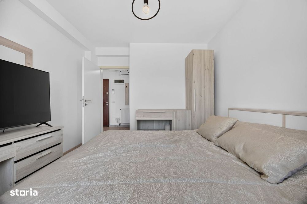 Apartament 2 camere zona TRACTORUL