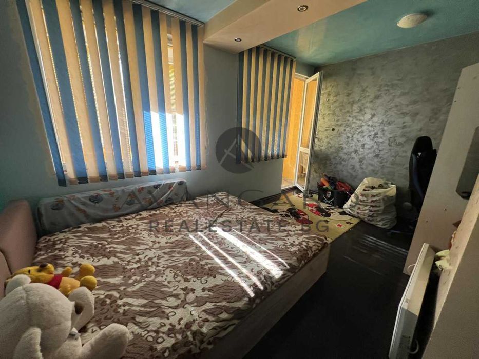 оф.22062 Етаж от къща + сутерен / Прослав