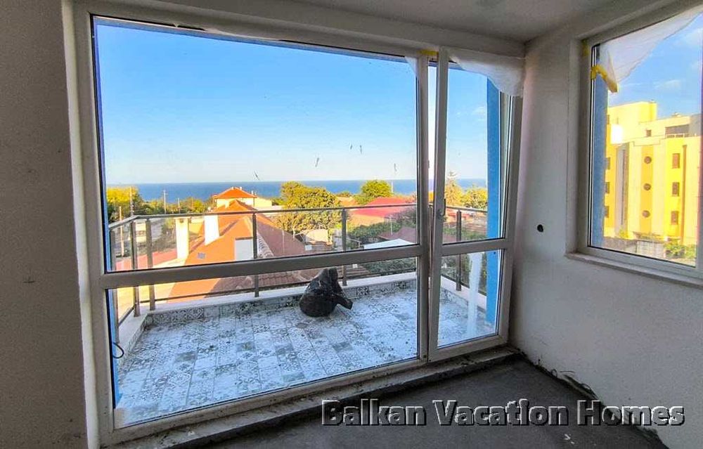 Двустаен апартамент в новопостроена сграда близо до плажа в Бяла