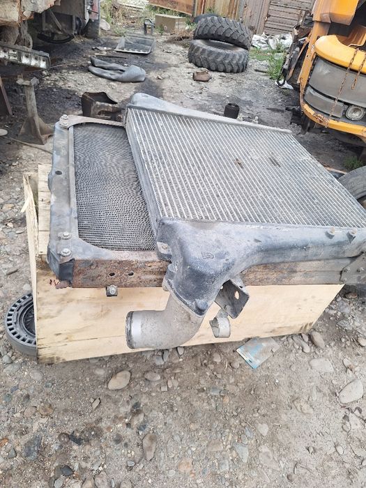 продам радиатор охлаждения Камаз 6520