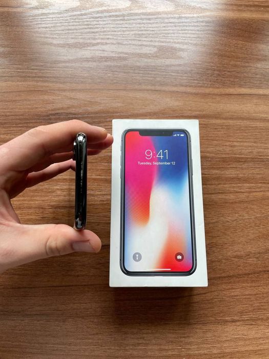 Iphone X 256 GB LL/A america srochna sotladi