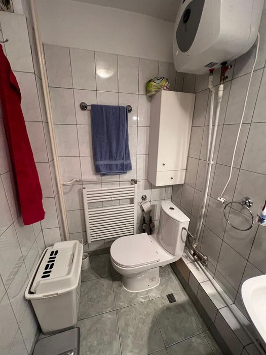 Chiuveta baie, baterie plus WC