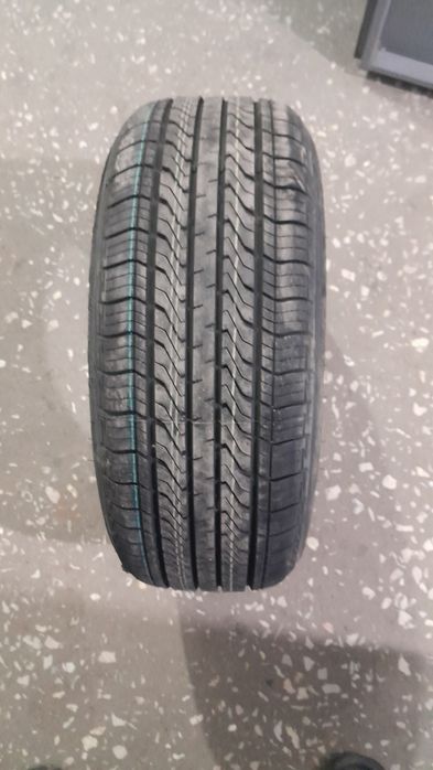 Продам шину новая