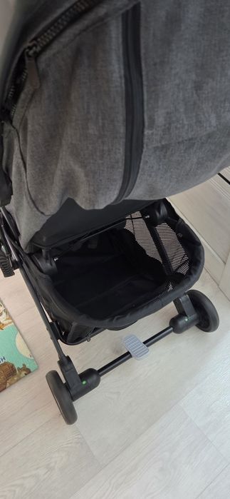 Продам коляску срочно