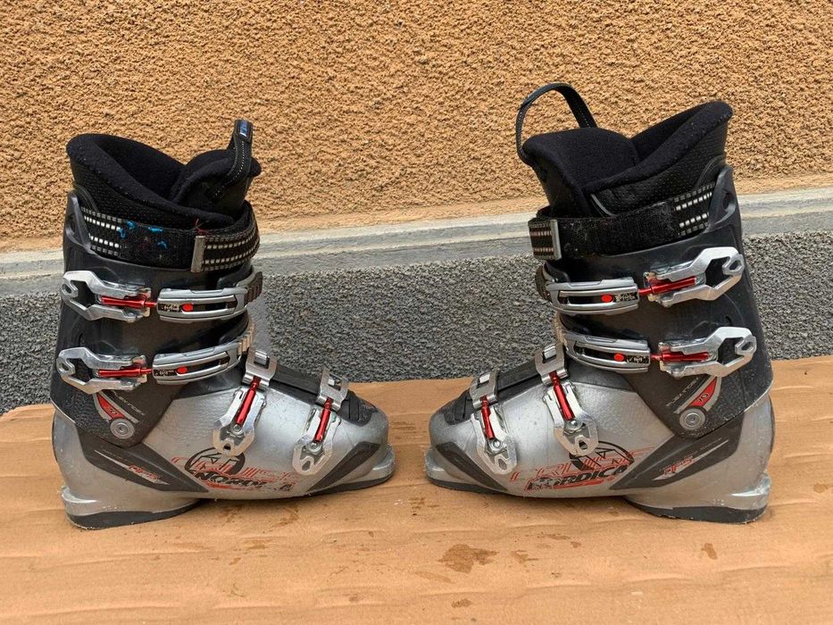 Clapari ski schi Nordica Cruise flex:70 marime Eur:41 Mondo:26