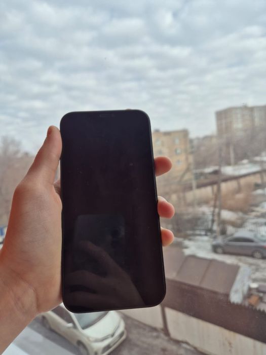 Продам айфон 12 про макс