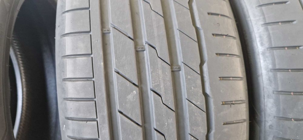 Летни гуми 255/40/R19 и 245/40/R19 HANKOOK спорт пакет BMW