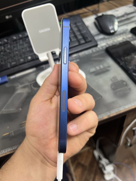 Iphone 12 64 gb edialni ochilmagan karobka yoq pas kopya berladi