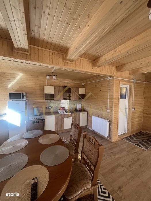 Cabana cu 4 camere si teren de 1500 mp in Marisel