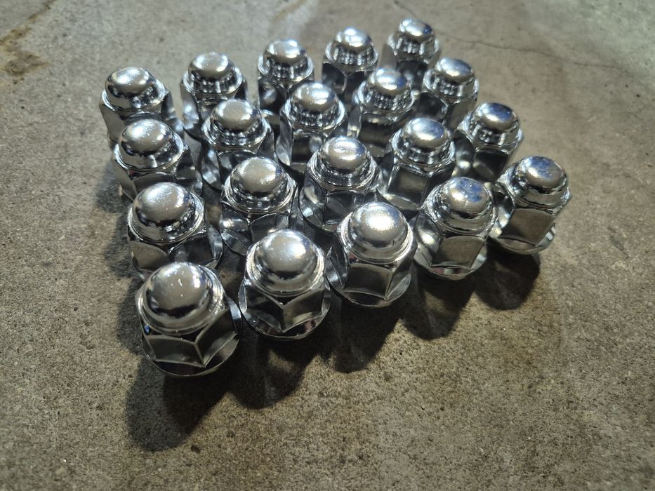 20бр. гайки за алуминиеви джанти за автомобил джип SUV