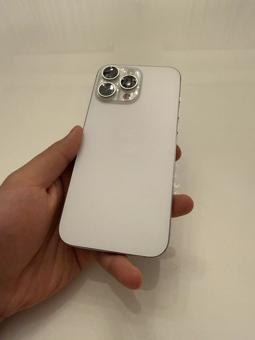 Iphone 16 pro max; 512 gb