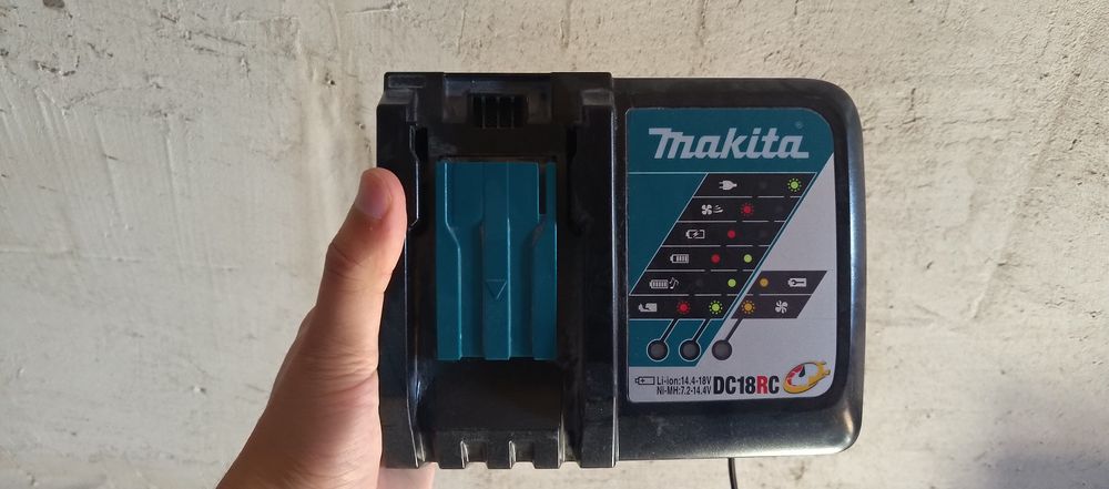 Продам импакт Макита DTD171