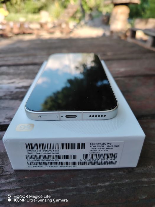 Honor 600 Pro  - 512 GB, 12 GB Ram