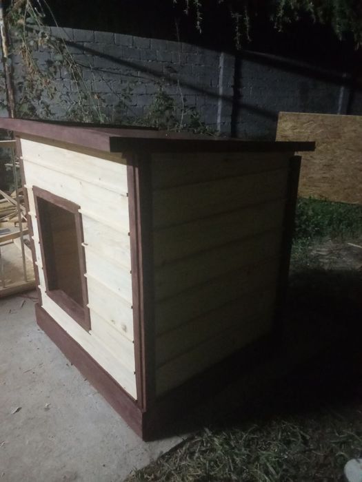 Продажа домика для собак.