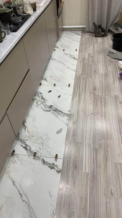 Укладка плитки. Кафель. Керамогранит. Гранит.