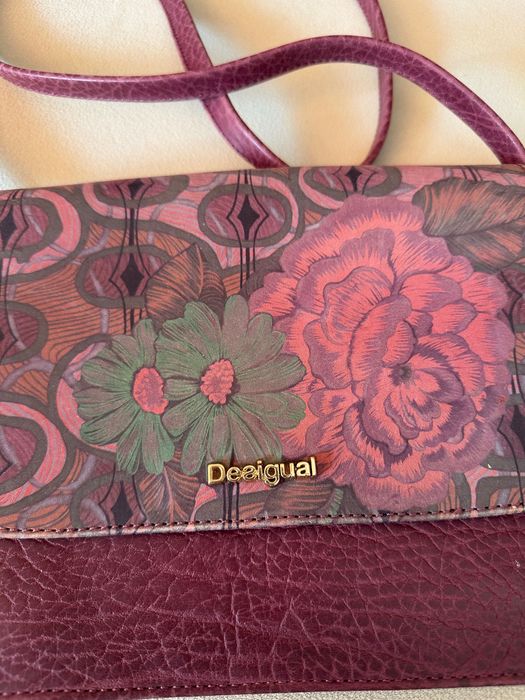Desigual дамска чанта – отлично състояние