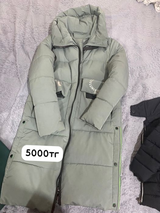 Парка 20000тг,куртка 5000,палто 5000тг