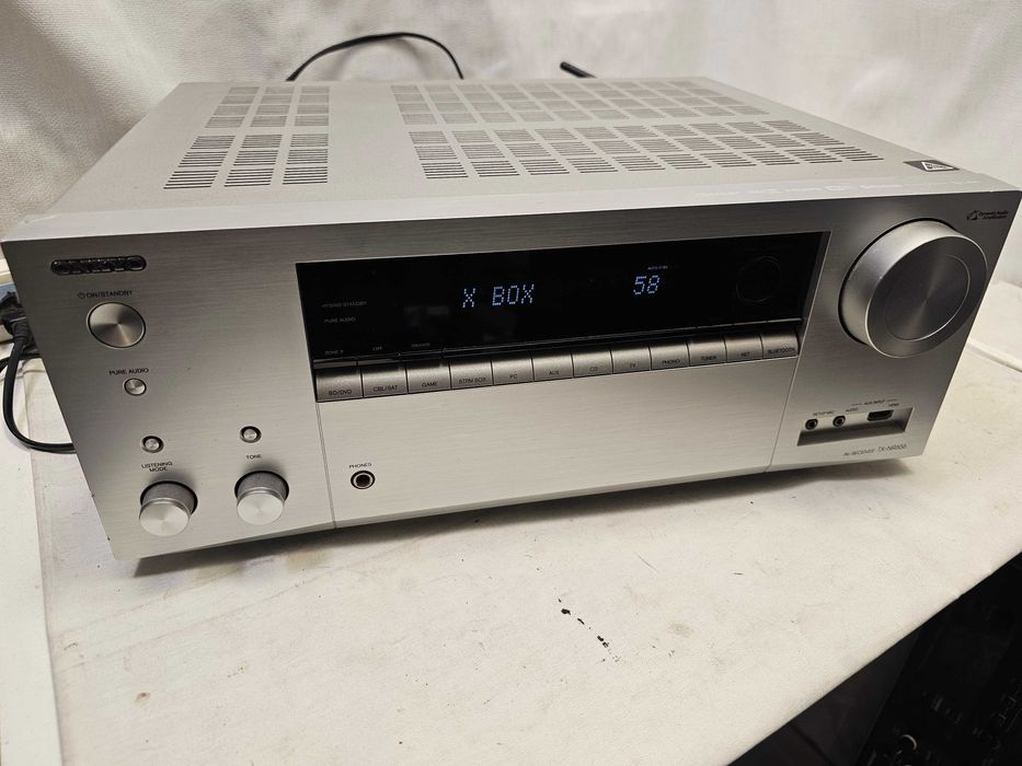 Receiver Onkyo TX-NR686 - 7.2 Canale - 4K - Dolby Atmos - Wi-Fi/Bluetooth