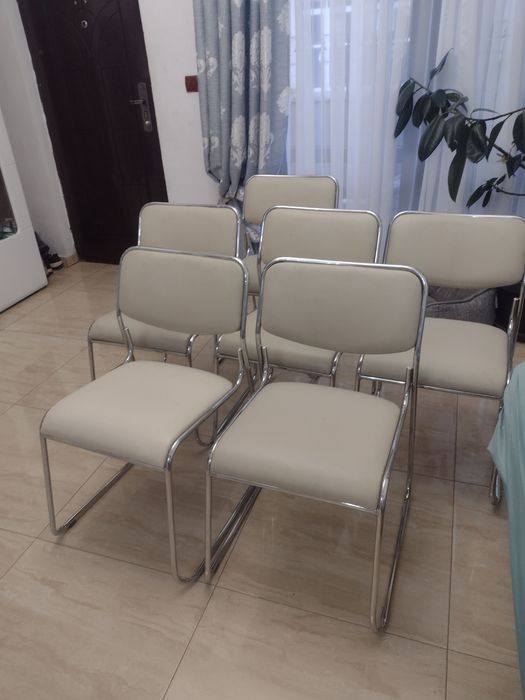 Scaune imitație piele