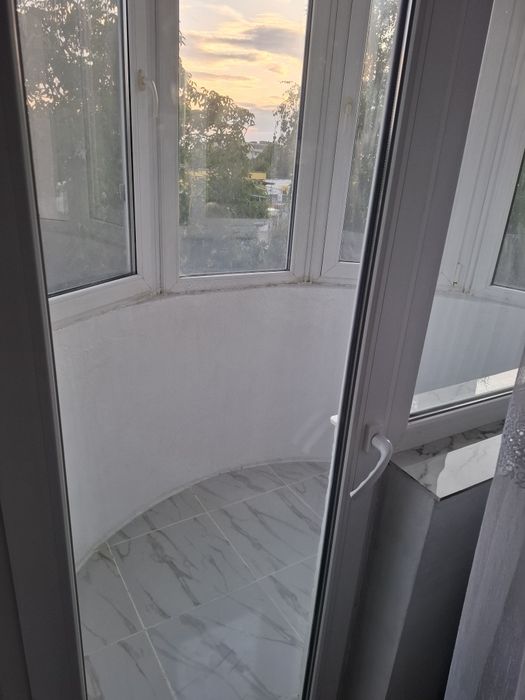 Dau in chirie apartament cu 2 camere, peste drum de Supeco