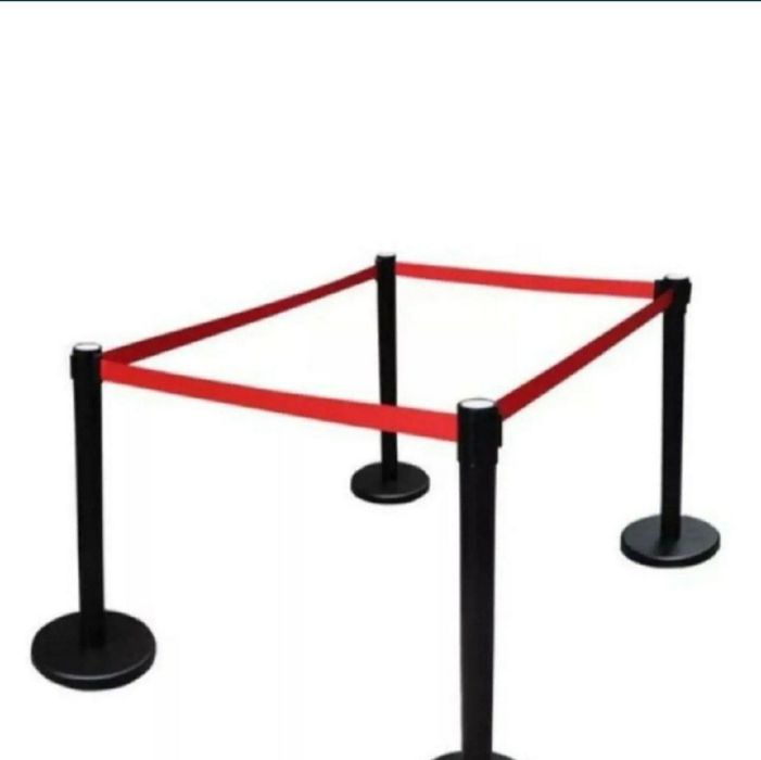 Ограждение с видвижной лентой