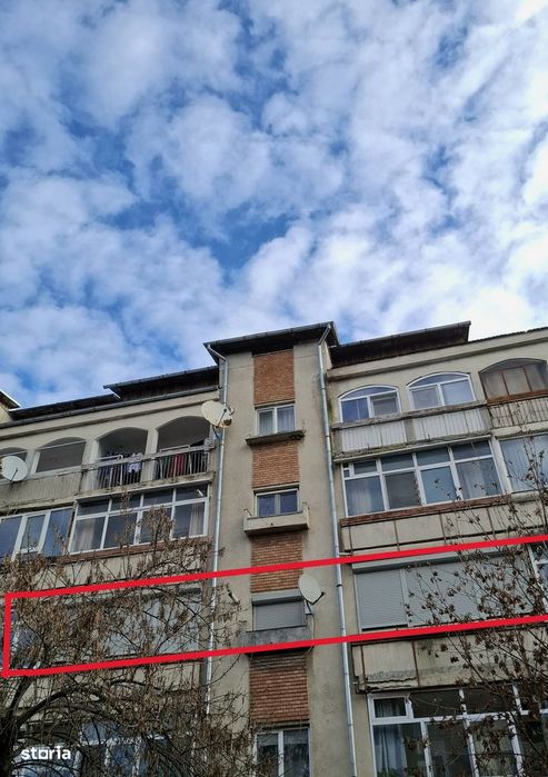Apartament 4 camere mobilat si utilat,str Decebal,vis a vis de Profi