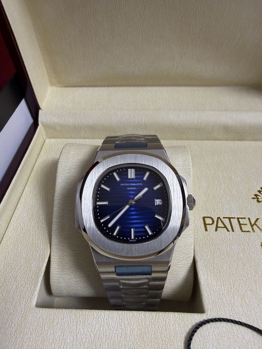 Ceas Patek Philippe Nautilius 40mm blue dial