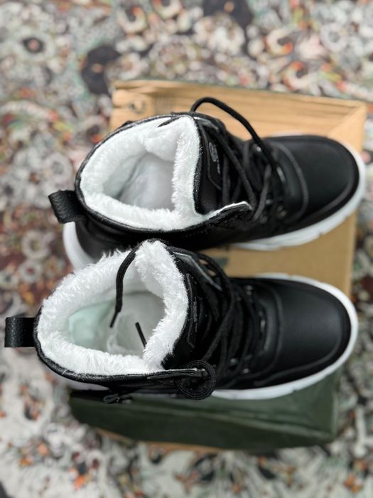 женская зимняя обувь.