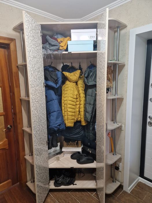 Шкафы в прихожую