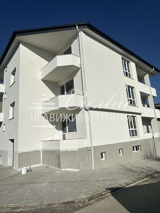 Продава се Тристаен апартамент в Търговище, Вароша - 112 кв.м за 957 €/кв.м - Снимка #1