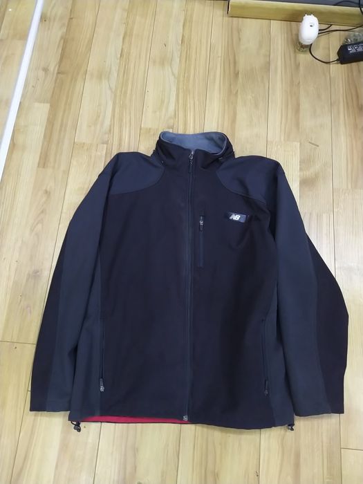 Geaca toamna anti vânt New Balance