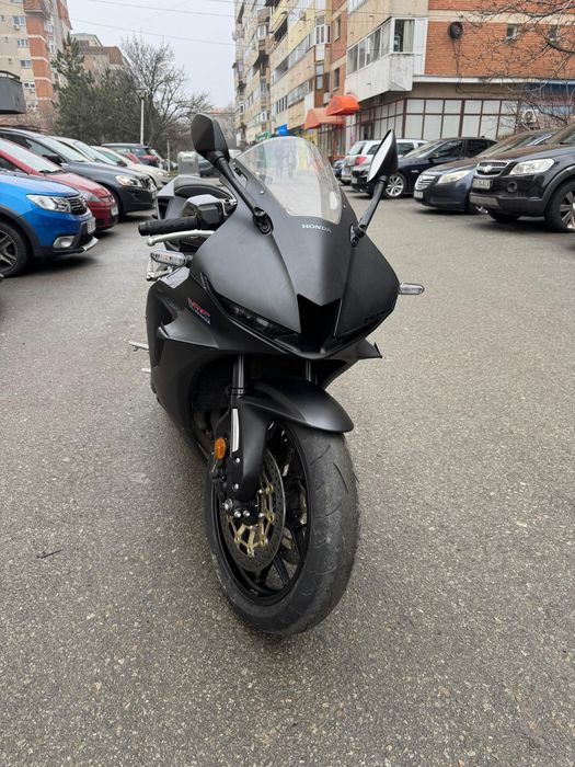 Honda CBR 600 RR 2025 ABS Traction