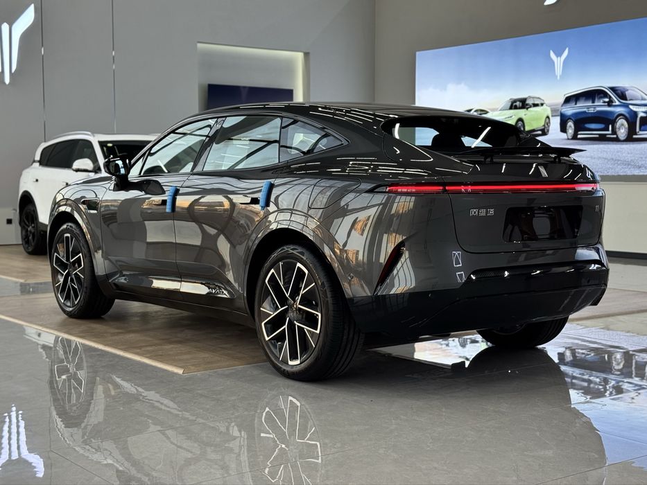 Avatr 11 Full 760 km 2025 Nalichida