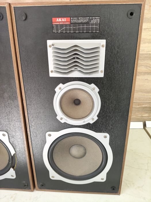 Akai SR H 40 boxe 3 cai,compresie, 2x50W, 8 ohmi, perfect funcționale