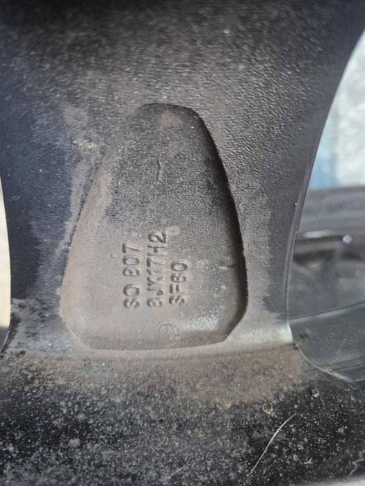 Jante+Anvelope BRIDGESTONE 225 50 17 .98V Iarna