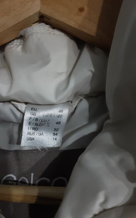 Geaca de femei .