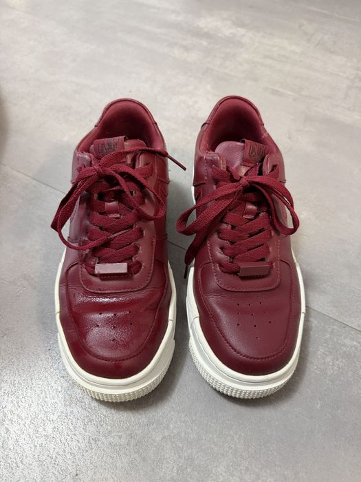 Nike Air Force 1 Pixel