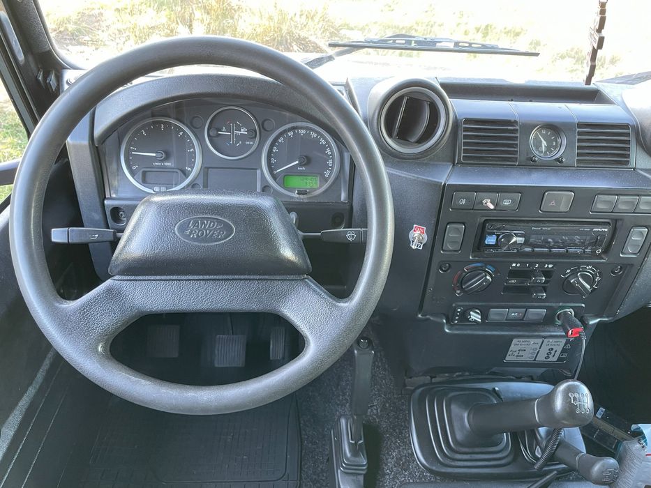 Land Rover Defender 110 2.2 tdci Puma Eur 5 2012 7 locuri autoutilitara, blocant punte spate, punte fata si central