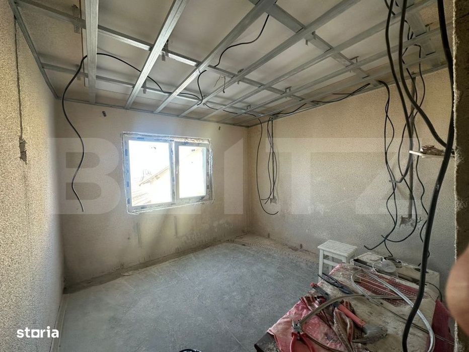 Apartament 3 camere, decomangdat, zona 8 Mai